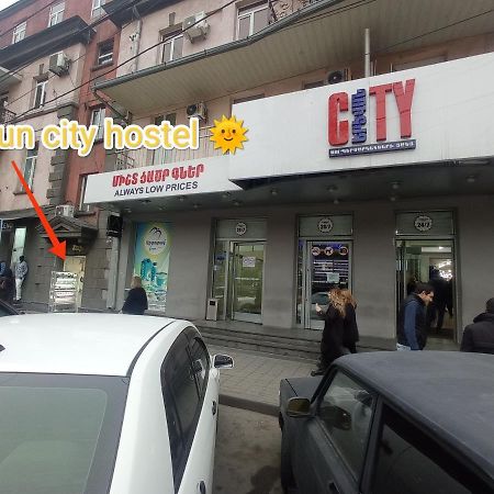 Sun City Hostel Jereván Kültér fotó
