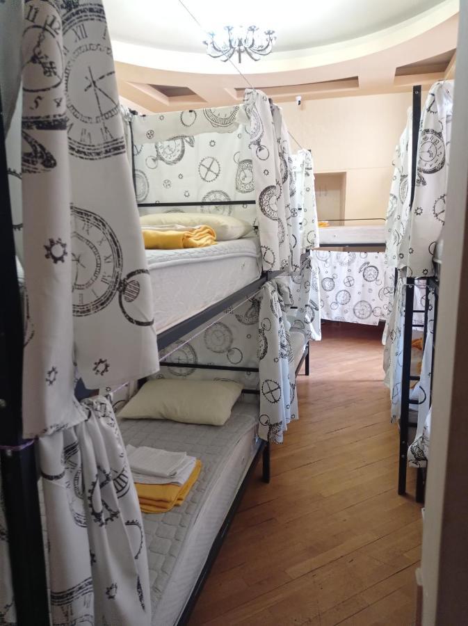 Sun City Hostel Jereván Kültér fotó